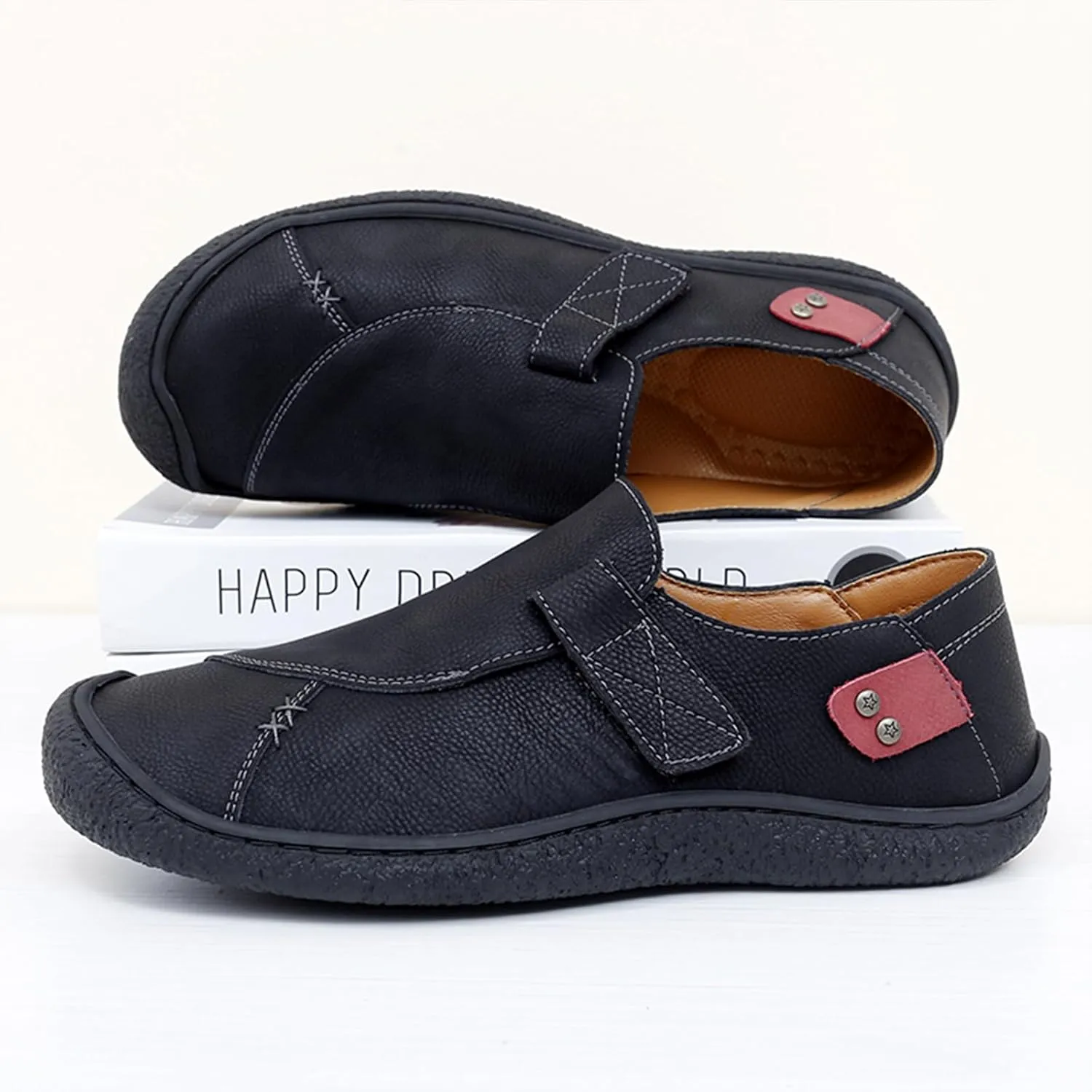 Men’s Leather Slip On Loafers Comfortable Lightweight Flat Driving Loafers Fashion Hook Loop Anti-Collision Toe Walking Boat Shoes
