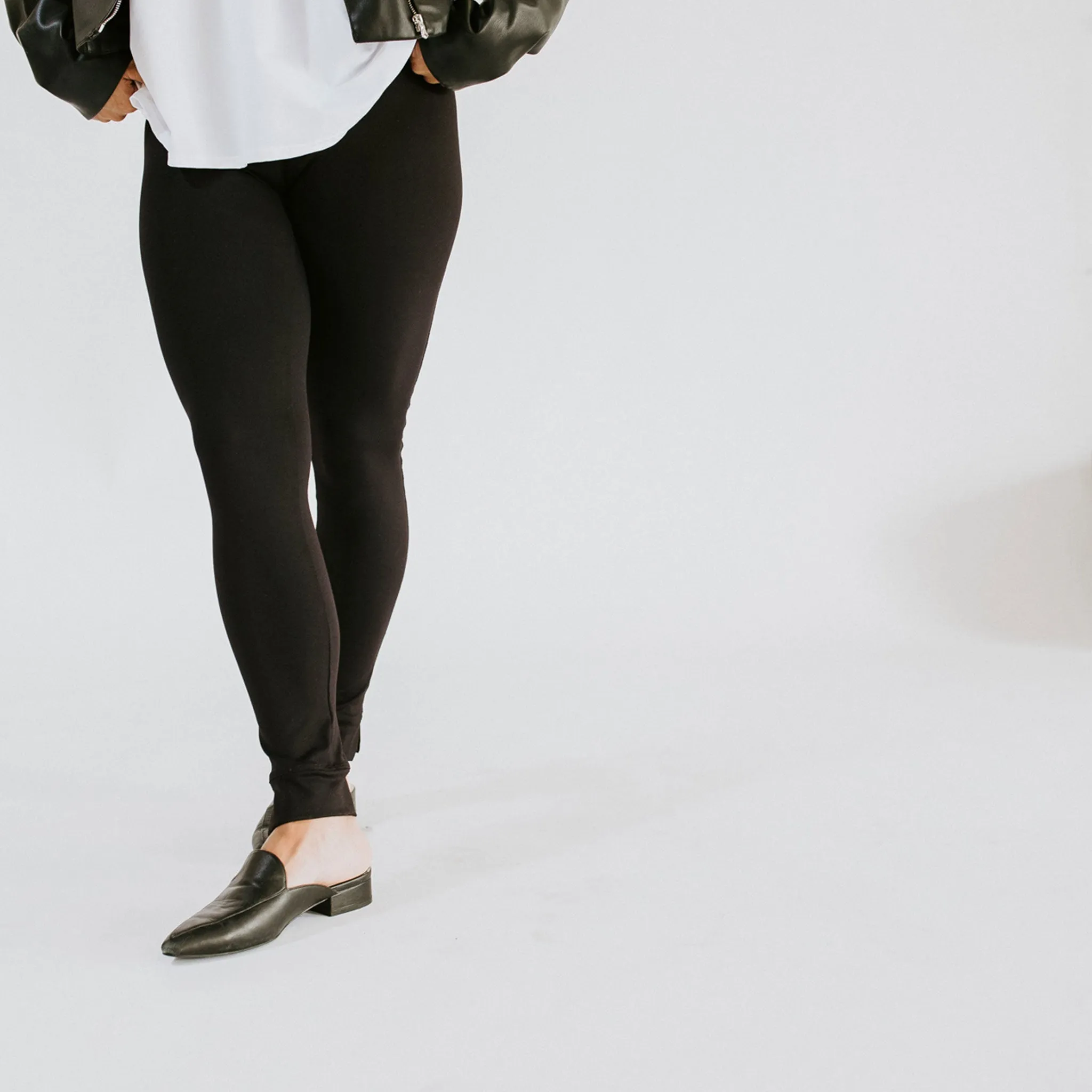 Take Flight Compression Leggings with Removable Ribbons